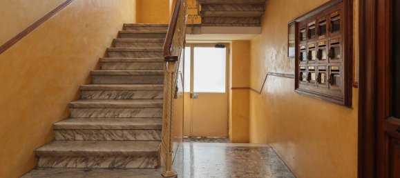 3 rooms Apartment in Turin, Italy No. 121083 20