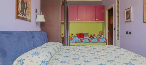 3 rooms Apartment in Turin, Italy No. 121083 11