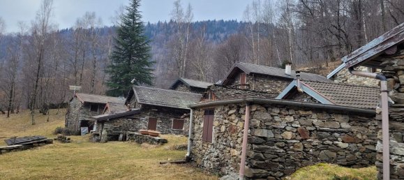 4-salle Maison à Caprezzo, Italy No. 289379 17