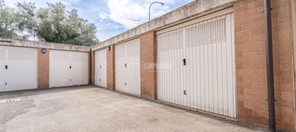 Квартира с 3 комнатами в Витербо, Италия № 128483 27