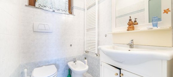 Квартира с 3 комнатами в Витербо, Италия № 128483 24