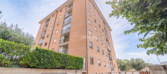 Квартира с 3 комнатами в Витербо, Италия № 128483 2