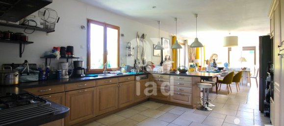 6 bedrooms House in Saint-Aignan, France No. 273609 6