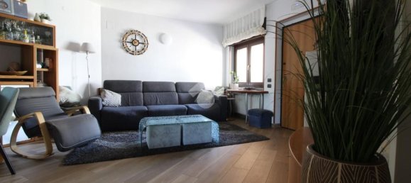 4 rooms Apartment in Montalto Uffugo, Italy No. 290111 3
