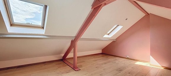 3 bedrooms House in Mont-Saint-Aignan, France No. 356436 10