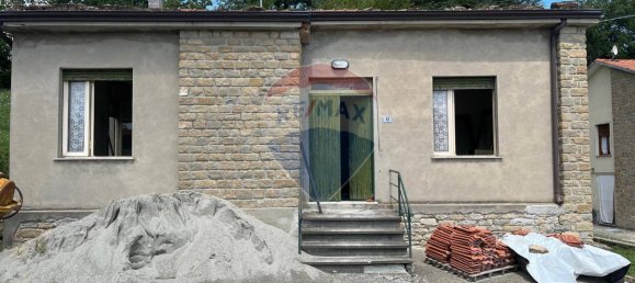 2 bedrooms House in Neviano degli Arduini, Italy No. 293543 2