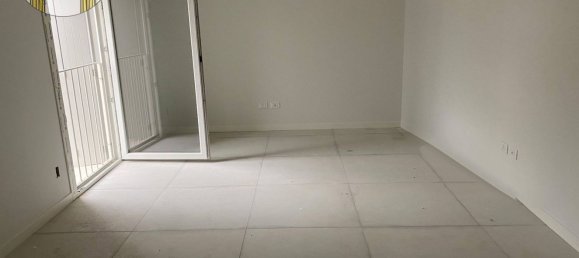 100m² Office in Montebelluna, Italy No. 325378 4