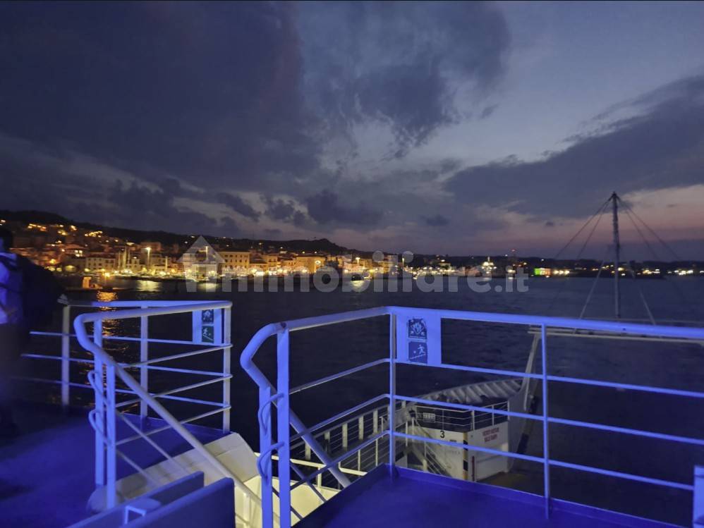 2 غرف نوم شقة في La Maddalena, Italy رقم 331435