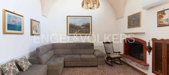 2 bedrooms House in Racale, Italy No. 215353 6