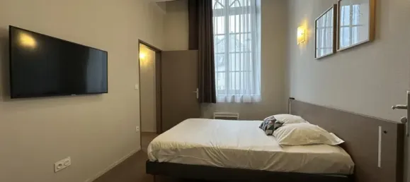 32m² Commercial property in Reims, France No. 81388 6