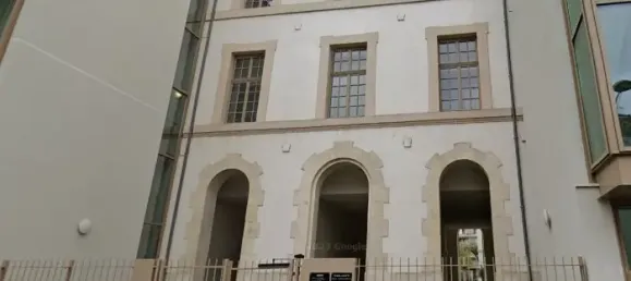 32m² Commercial property in Reims, France No. 81388 4