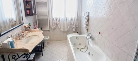 8 rooms House in Chioggia, Italy No. 123085 16