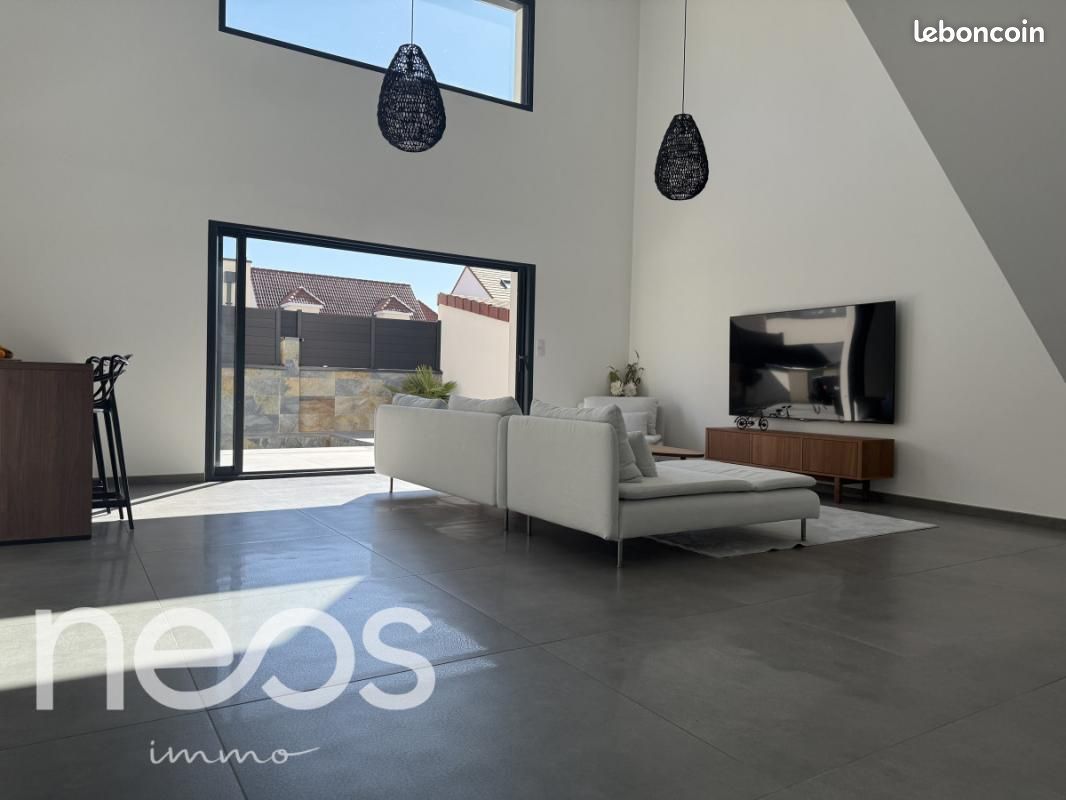 4 غرف نوم منزل في Saint-Julien, France رقم 334914