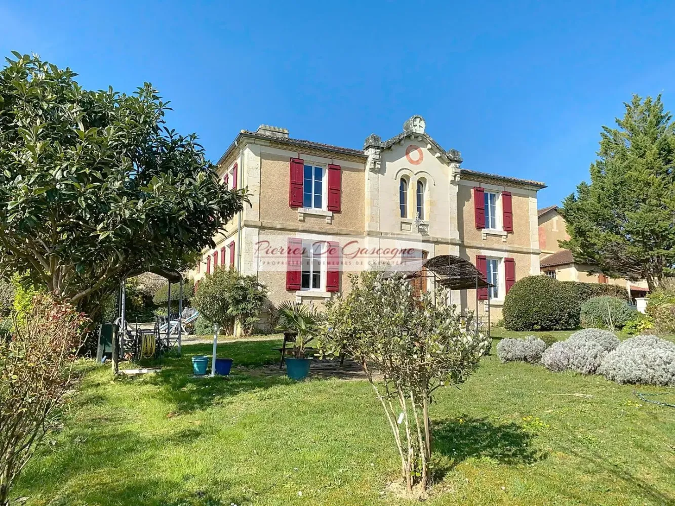 4 bedrooms House in Vic-Fezensac, France No. 351903