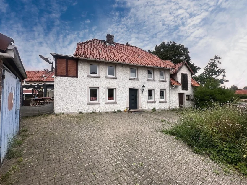 Casa de 4 dormitorios en Hildesheim, Germany No. 233654