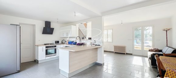 5 غرف نوم منزل في Chateaudun, France رقم 256216 2