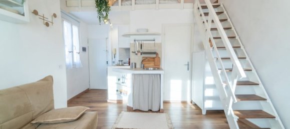 Studio in Florence, Italy, Nr. 51526 2