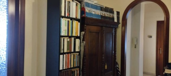 2 bedrooms Apartment in Catania, Italy No. 262052 8