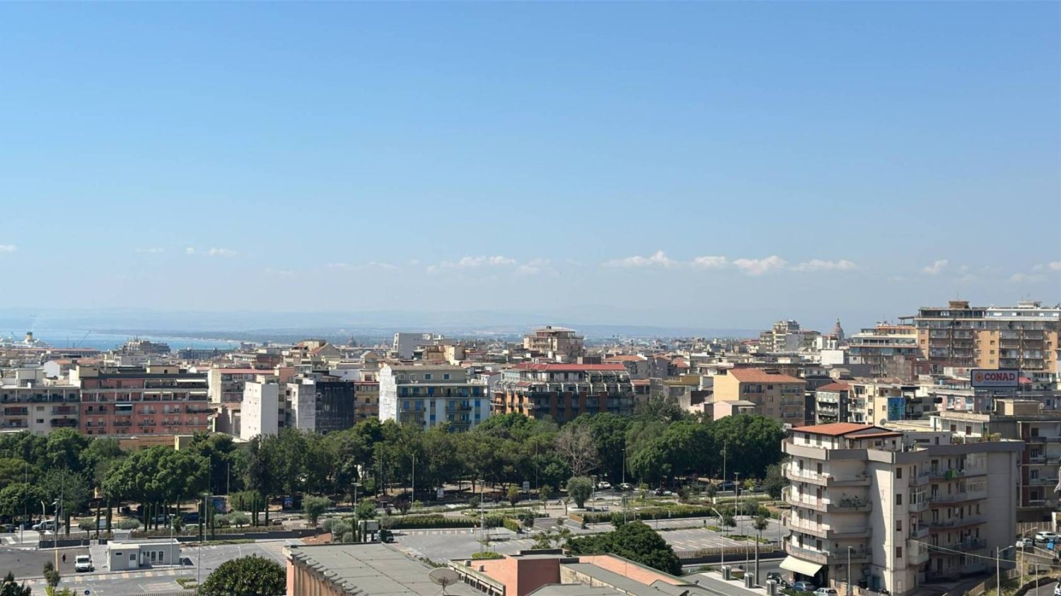 2 bedrooms Apartment in Catania, Italy No. 262052