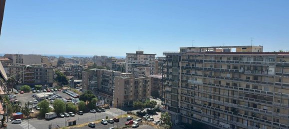 2 bedrooms Apartment in Catania, Italy No. 262052 6