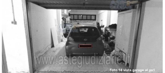 6 rooms Apartment in Osimo, Italy No. 230058 8