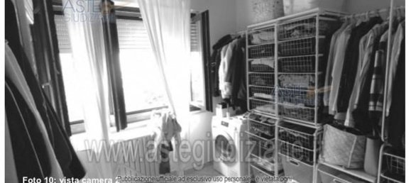 6 rooms Apartment in Osimo, Italy No. 230058 14