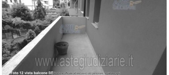 6 rooms Apartment in Osimo, Italy No. 230058 11