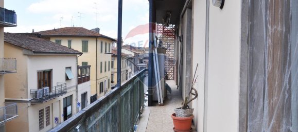 Apartamento de 5 divisões em Castelfiorentino, Italy N.º 73319 31