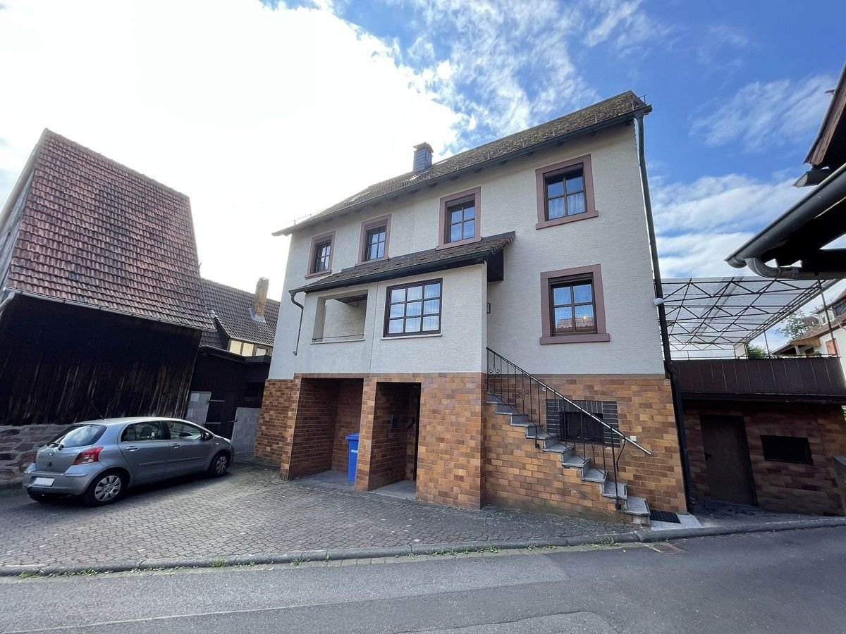 8-Zimmer Haus in Baden-Württemberg, Germany, Nr. 26057