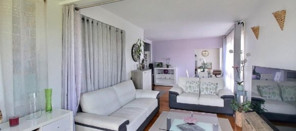 3 غرف نوم شقة في Fontenay-le-Fleury, France رقم 188575 3