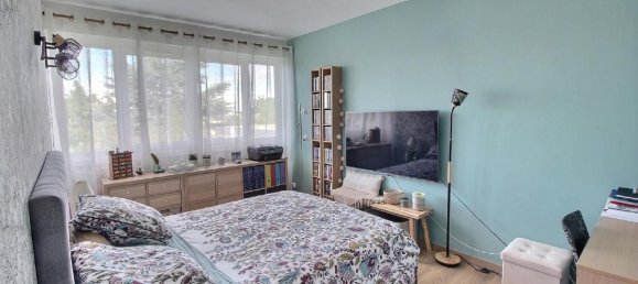 3 غرف نوم شقة في Fontenay-le-Fleury, France رقم 188575 5