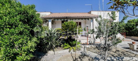 Вилла с 2 спальнями в Ното, Италия № 282849 2