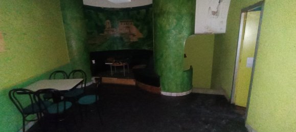 Коммерческая недвижимость 154м² в Леон, Испания № 72565 3