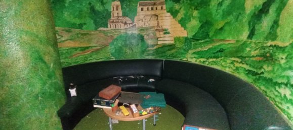 Коммерческая недвижимость 154м² в Леон, Испания № 72565 2