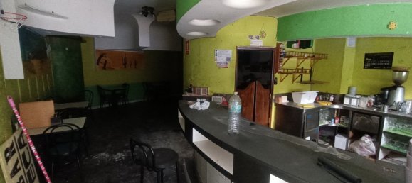 Коммерческая недвижимость 154м² в Леон, Испания № 72565 6