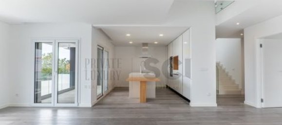 4 bedrooms Villa in Corroios, Portugal No. 148864 7