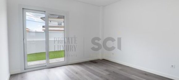 4 bedrooms Villa in Corroios, Portugal No. 148864 31