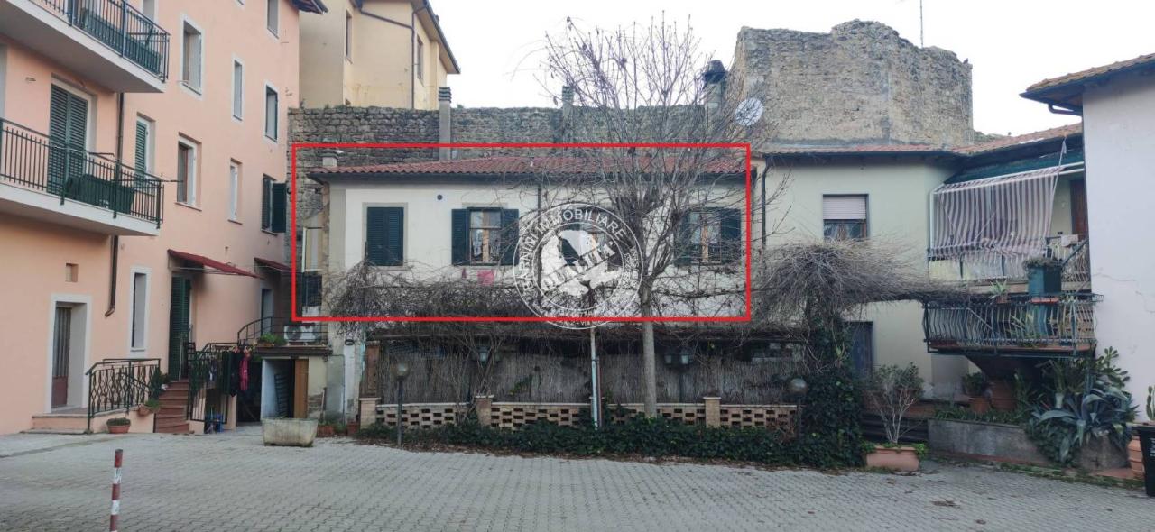 2 rooms Apartment in Poggibonsi, Italy No. 76311