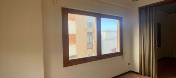 Квартира с 4 комнатами в Марсала, Италия № 147716 3