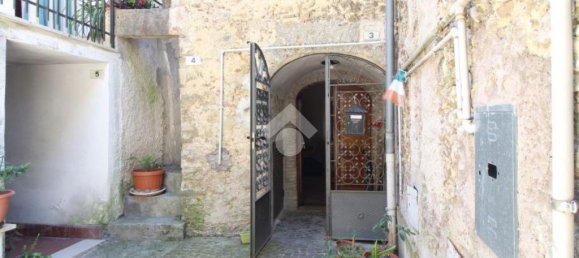 Квартира с 2 спальнями в Рокка Синибальда, Италия № 268760 9