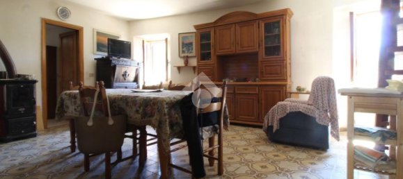 Квартира с 2 спальнями в Рокка Синибальда, Италия № 268760 13