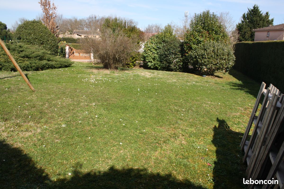 Terreno en Bruguieres, France No. 320292