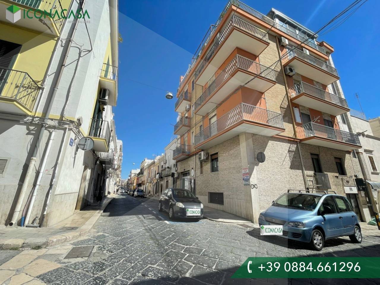 1 room Commercial property in Manfredonia, Italy No. 22756