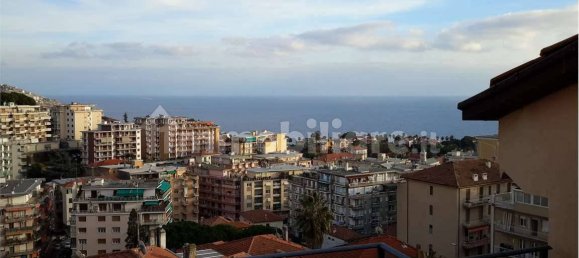 Ático de 2 dormitorios en Sanremo, Italy No. 115589 11