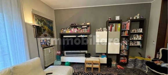 4 bedrooms Apartment in Voghera, Italy No. 344013 2