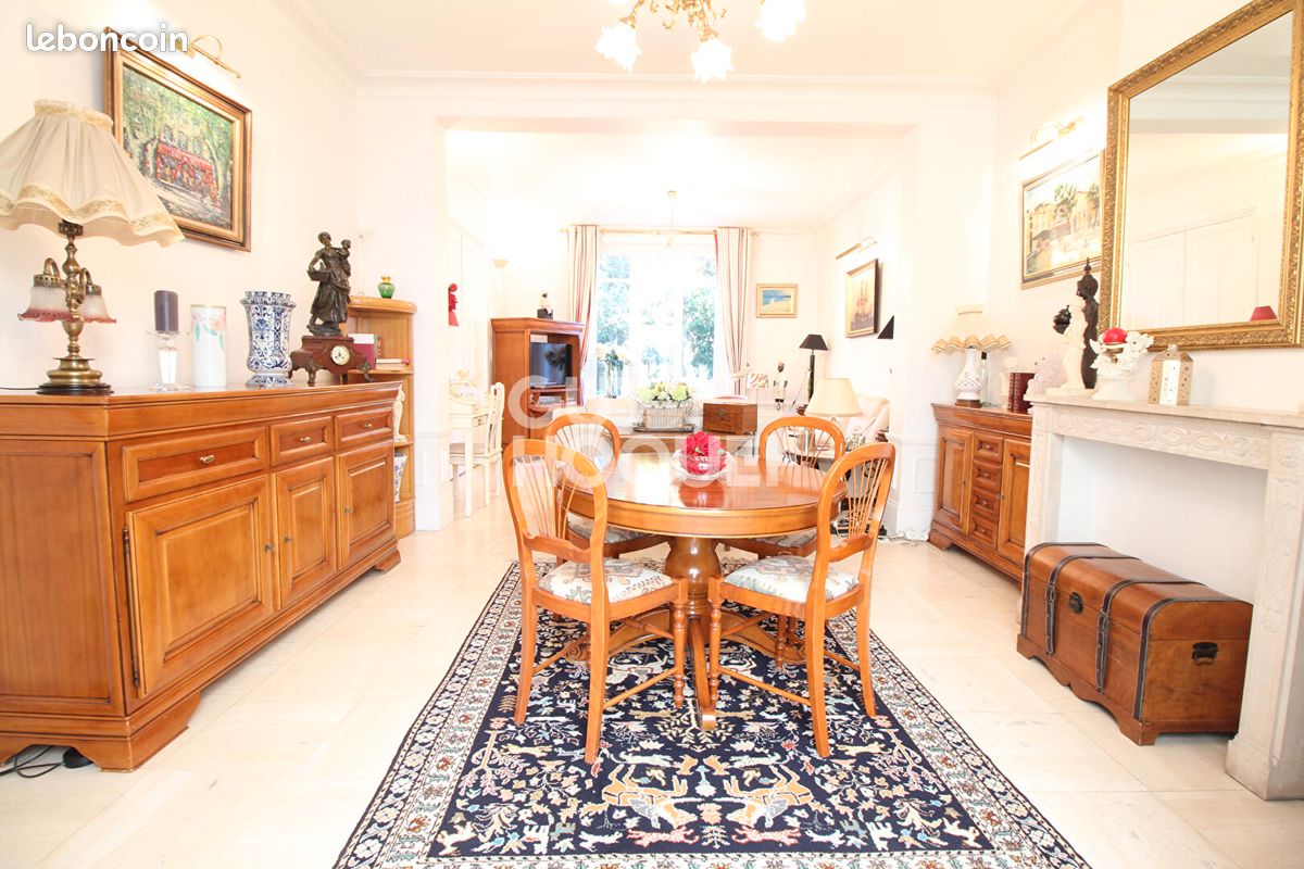 Casa de 4 dormitorios en Douai, France No. 74949