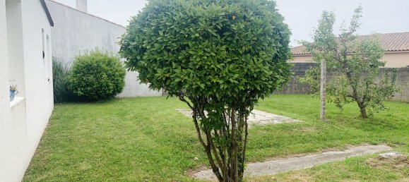 3 bedrooms House in Vendee, France No. 291651 2