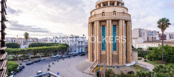 9-salle Penthouse à Syracuse, Italy No. 244399 30