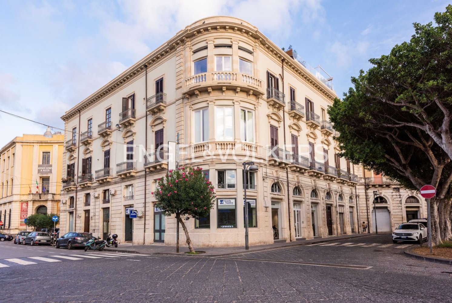 9-salle Penthouse à Syracuse, Italy No. 244399