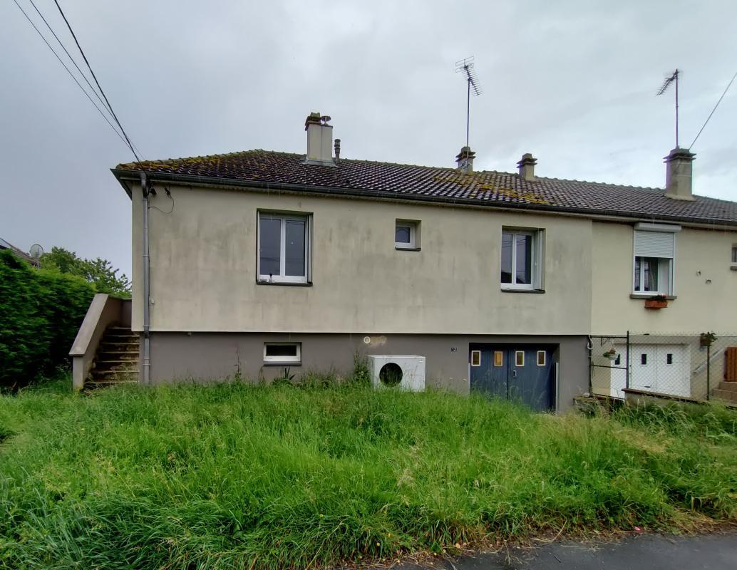 2 bedrooms House in Guiscard, France No. 259290